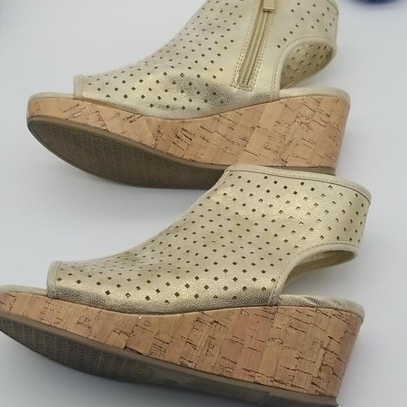 Kenneth Cole NY  kid wedges - Picture 3 of 6